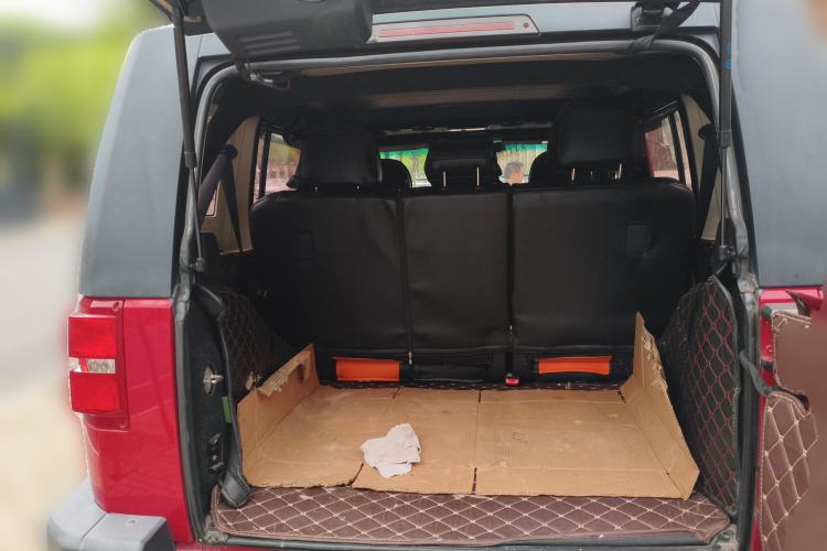 Used BAIC Off-Road BJ40 2016 40L 2.3T Automatic All-Wheel Drive Premium Edition Trunk