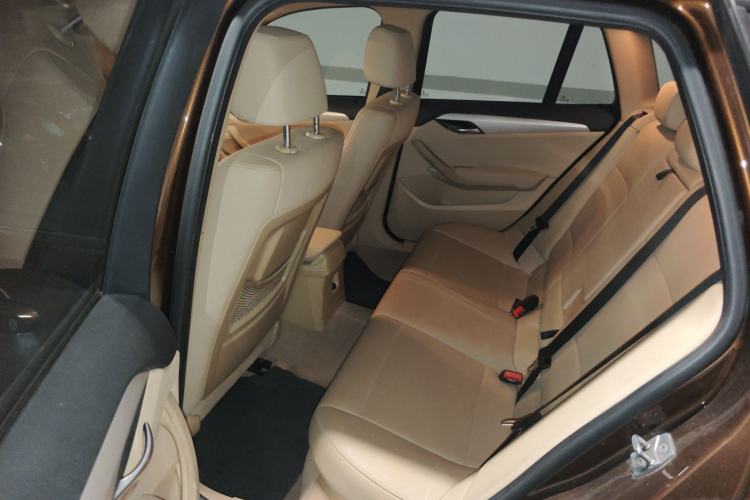 Used BMW X1 2012 sDrive18i Luxury Edition
