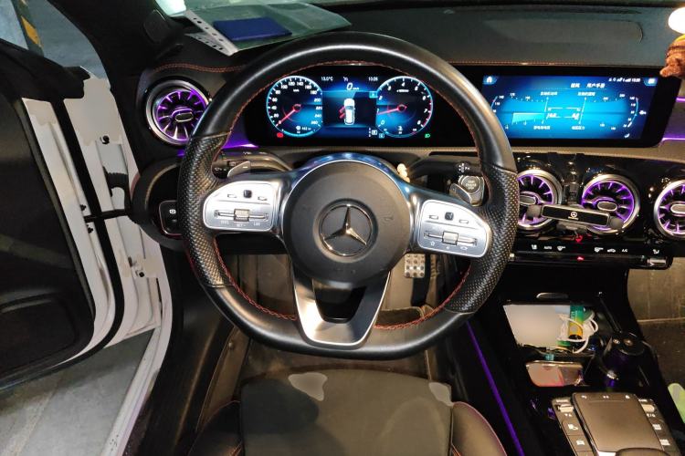 Used Mercedes-Benz CLA 2022 CLA 200 Shooting Brake Steering Wheel