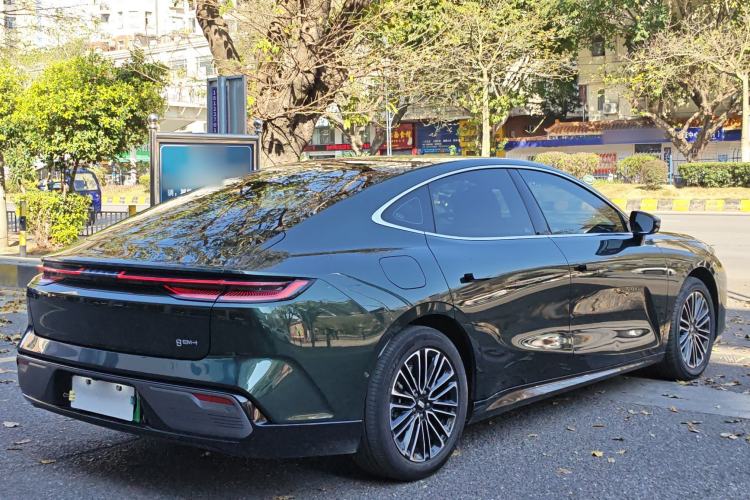 Used Geely Galaxy Galaxy 8 2025 130km EM-i Deluxe Edition