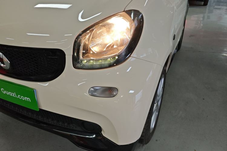 Used smart fortwo 2015 1.0L 52 kW Hardtop Passion Edition
