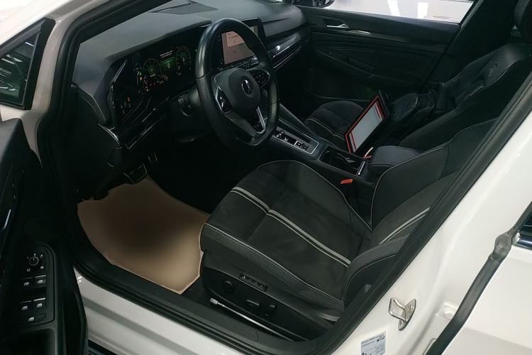 Used Volkswagen Golf 2023 280TSI DSG R-Line Lite Driver Seat