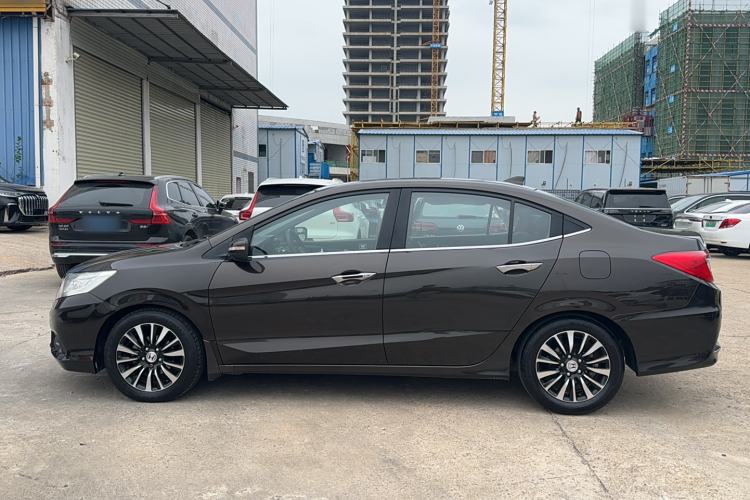 Used Honda Crider 2013 1.8L automatic luxury edition