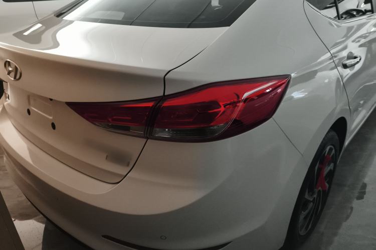 Used Hyundai Elantra (6th Generation / Lingdong) 2020 1.4T Dual-Clutch Xuan Dong · Dynamic Version Right Rear Taillight