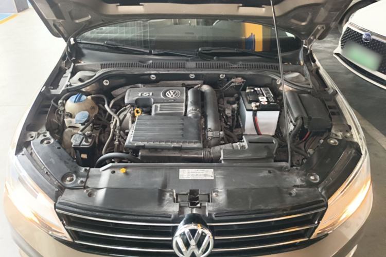 Used Volkswagen Sagitar 2016 230TSI 25th Anniversary Edition
