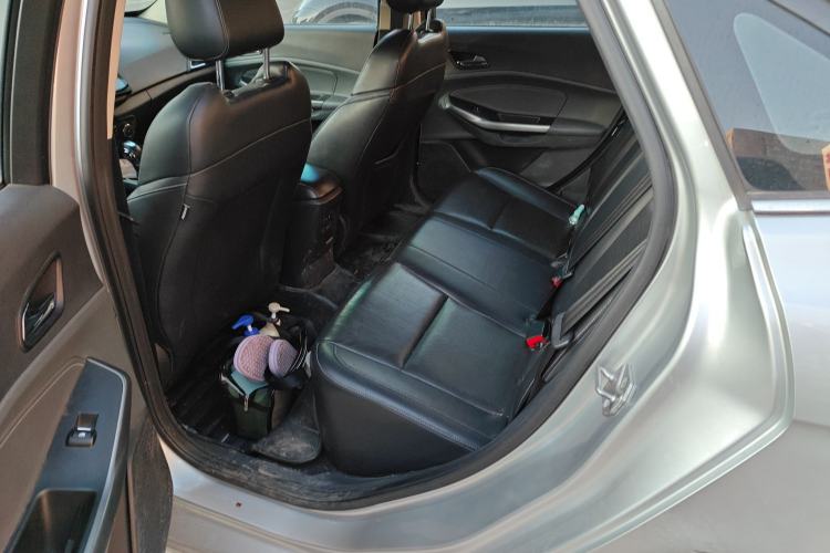 Used Ford Escort 2015 1.5L Automatic Fashion Model
