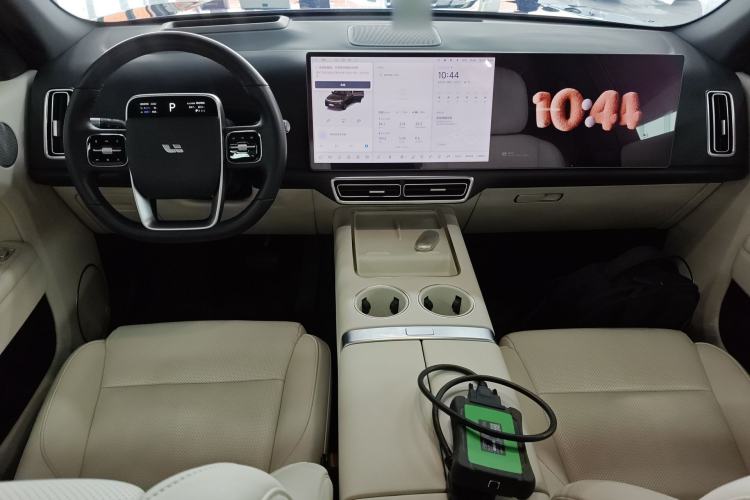 Used Li Auto L7 2023 Pro Model Center Console