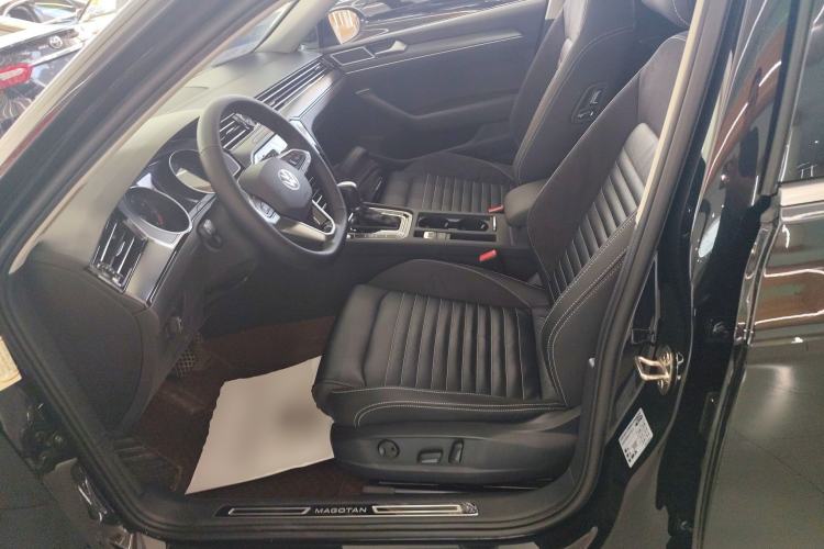 Used Volkswagen Magotan 2020 330TSI DSG Leading Model Left Front Seat