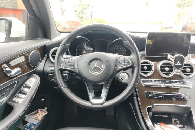 Used Mercedes-Benz GLC 2017 GLC 260 4MATIC Dynamic Edition