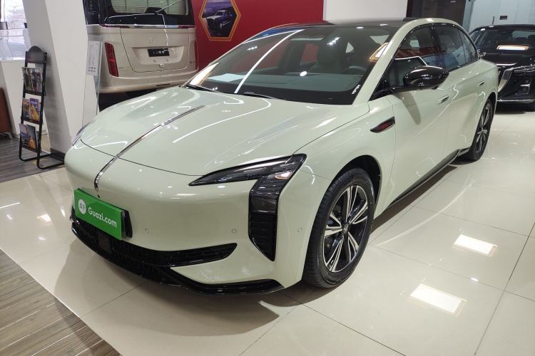 Used Hongqi EH7 2025 600 Smart Selection Edition
