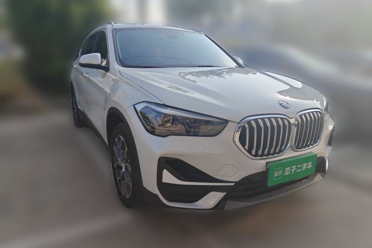 Used BMW X1 2021 sDrive25Li Leading Model Front Right 45 Deg