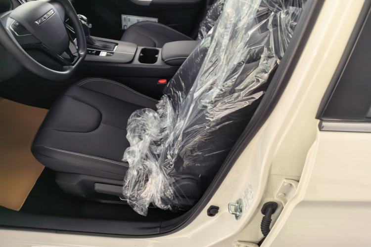 Used Venucia D60 2023 PLUS 1.6L XE CVT Trendy Edition Left Front Seat