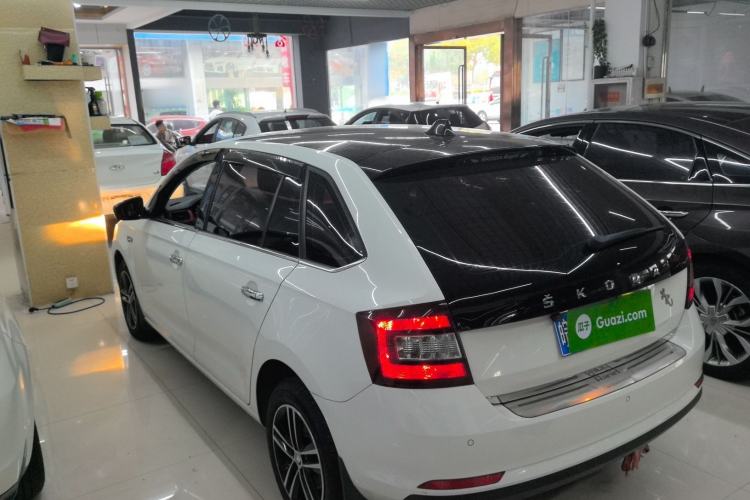 Used Skoda Rapid Spaceback 2016 Revised 1.6L Automatic Smart Drive Version