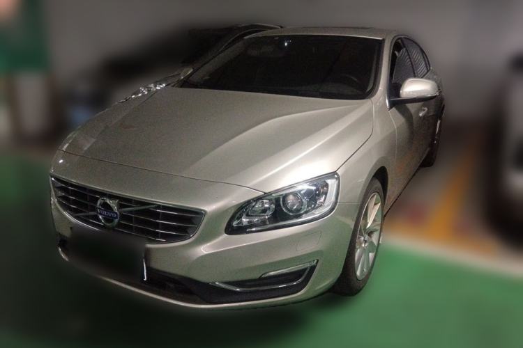 Used Volvo S60 2017 S60L T4 Smart Range Edition Guazi used car, China used car export, Used car for sale, Used cars, Cheapest cars for sale
