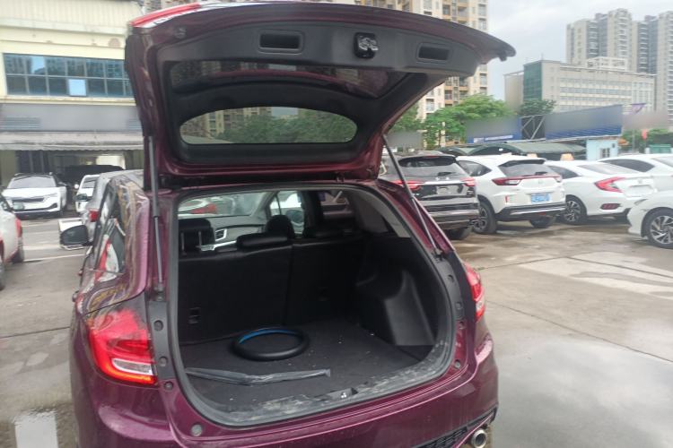 Used Honda Jade 2017 1.8L automatic Comfort version 5 seats Trunk