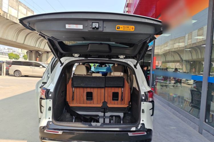 Used Toyota Sienna 2021 2.5L Hybrid Premium Edition
