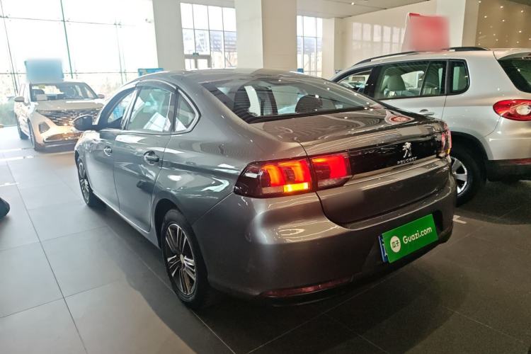 Used Peugeot 308 2016 1.6L Manual Fashion Edition Exterior 2