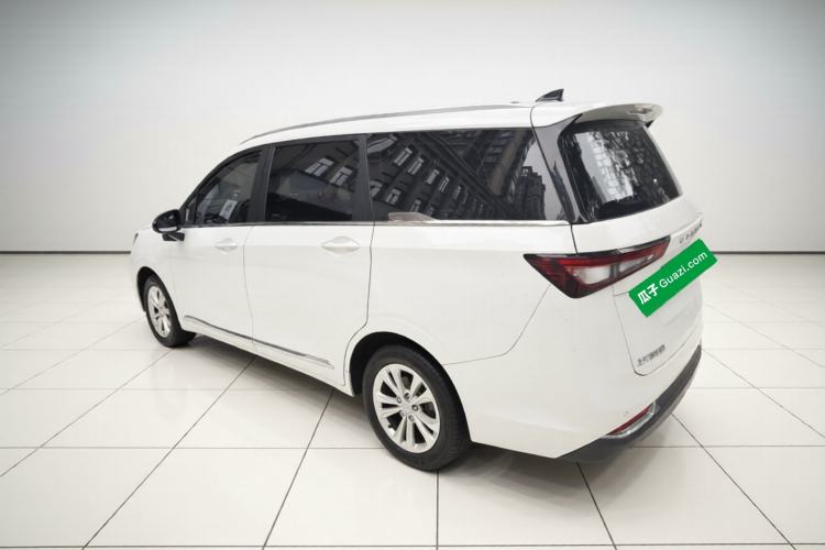 Used Wuling Jiachen 2022 1.5L Manual Light Comfort Edition
