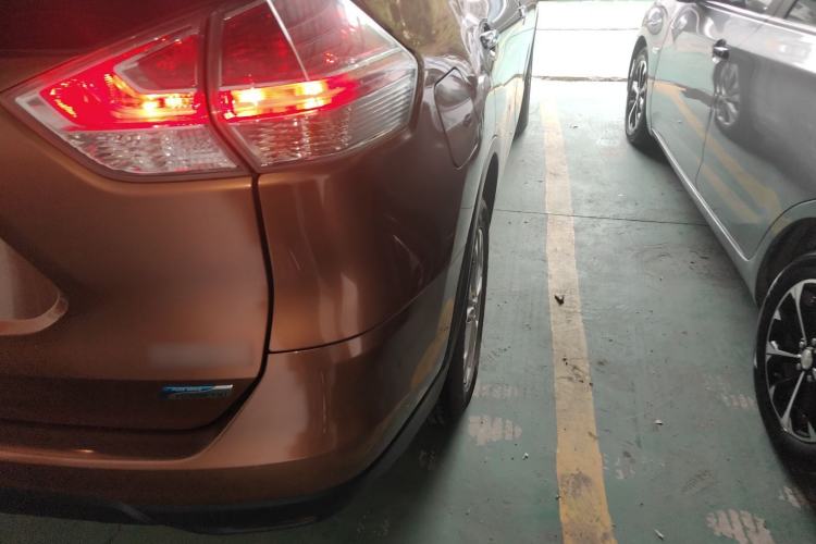 Used Nissan X-Trail 2014 2.0L CVT Comfort Edition 2WD Exterior 3