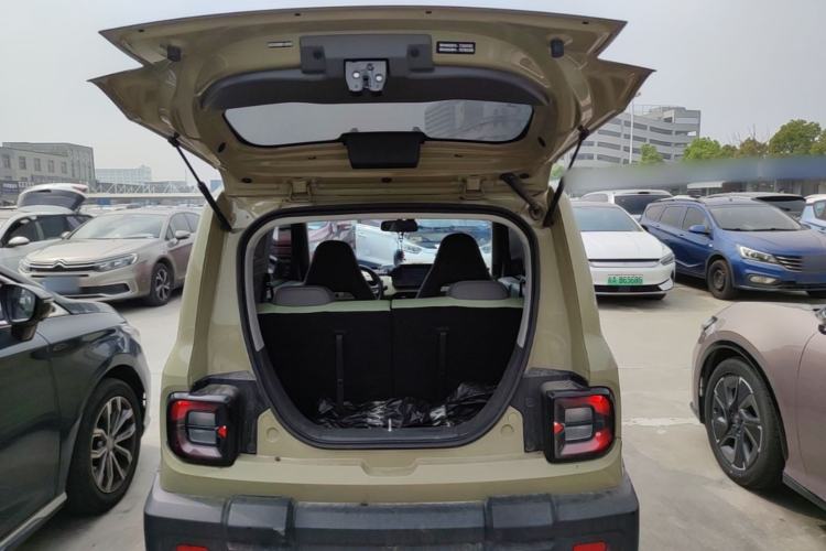 Used Geely Galaxy Panda 2024 200km Panda Rider Trunk