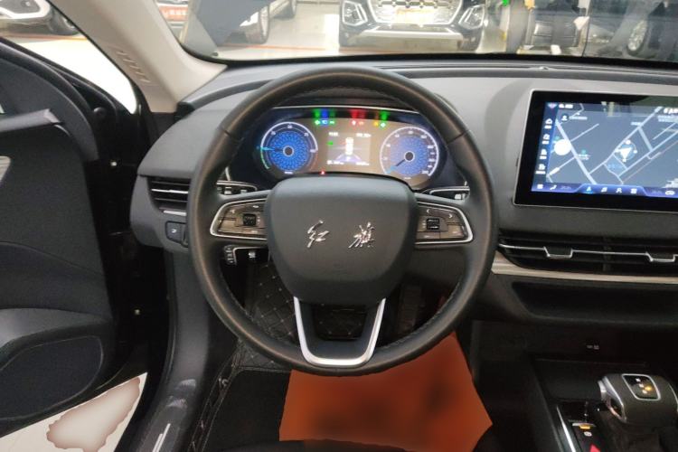 Used Hongqi E-QM5 2024 560km PLUS
