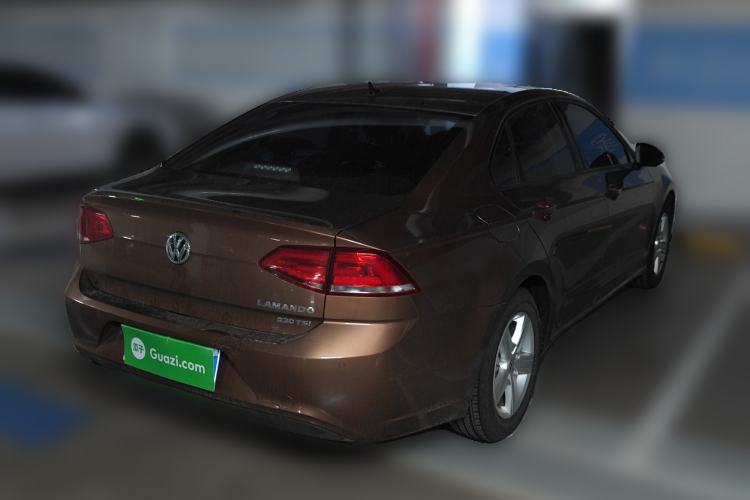 Used Volkswagen Lamando 2017 230TSI DSG Fashion Edition
