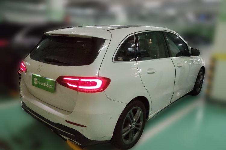 Used Mercedes-Benz B-Class 2020 B 200 Sport Edition Rear Right 45 Deg