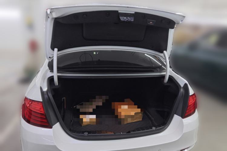 Used BMW 5 Series 2017 525Li Leading Model Trunk