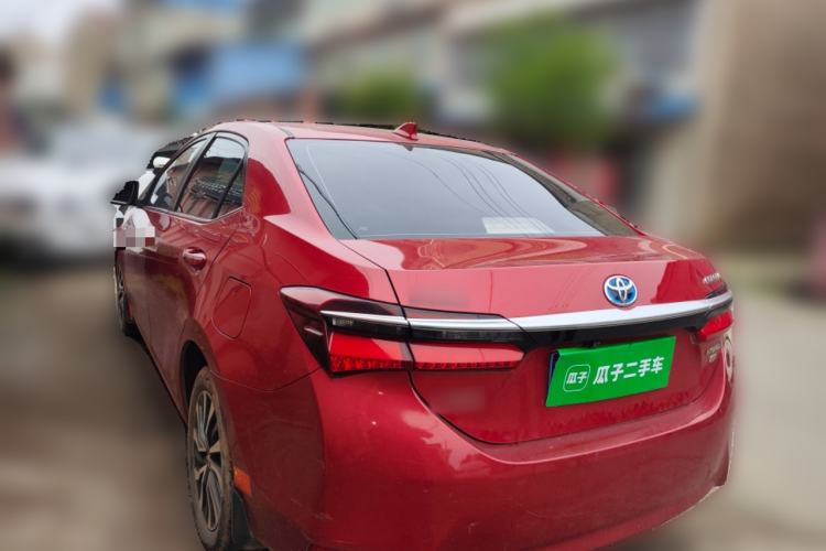 Used Toyota Corolla 2016 Dual-Engine 1.8L E-CVT Leading Edition
