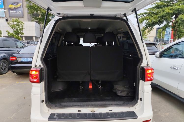 Used FORTHING Lingzhi M5 2022 Comfort Model 7 Seats