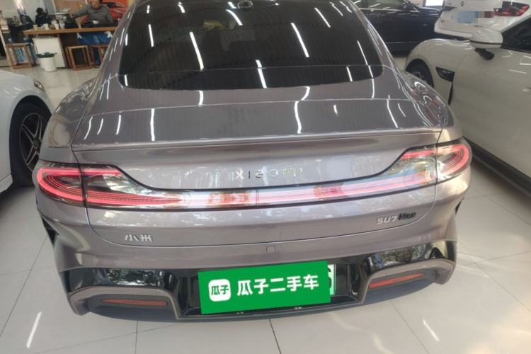 Used Xiaomi Auto SU7 2024 Four-Wheel Drive Ultra-Long Range Advanced Intelligent Driving Max Edition
