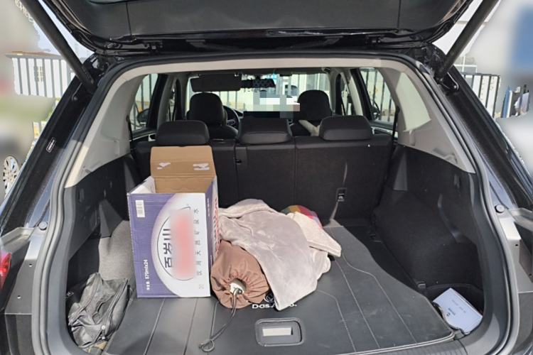 Used Volkswagen Tiguan L 2022 330TSI Automatic Two-Wheel Drive R-Line Enhanced Edition
