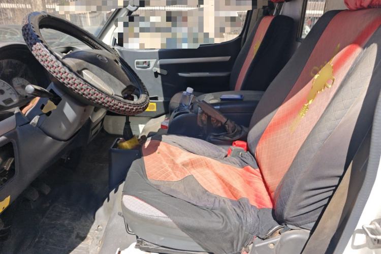 Used King Long Golden Way 2017 2.2L Van Series V22
