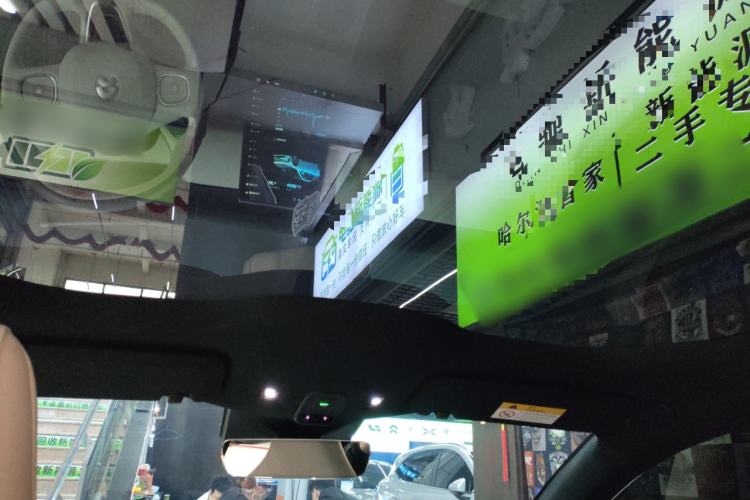 Used Nio ET5 2024 75 kWh Headliner