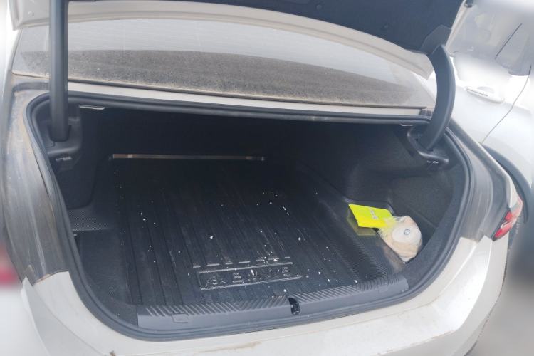 Used BMW 5 Series 2025 530Li Leading Model M Sport Package Trunk