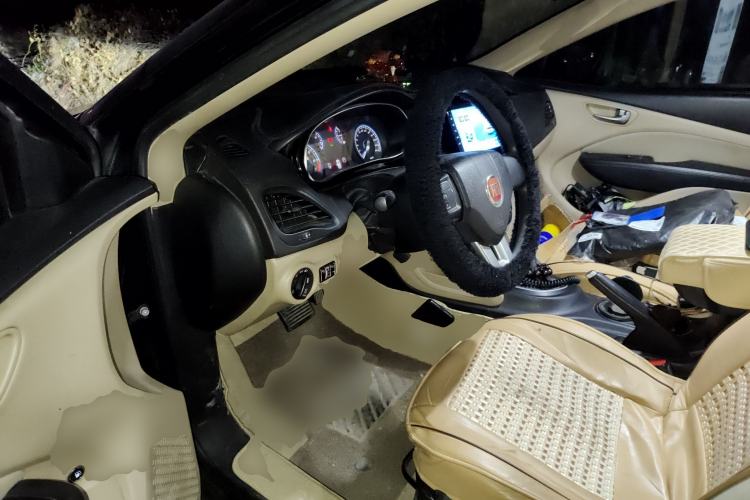 Used Fiat Viaggio 2012 1.4T Automatic Enjoyment Edition
