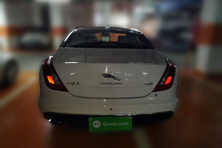 Used Jaguar XJ 2016 XJL 2.0T Two-Wheel-Drive Elegant Business Edition
