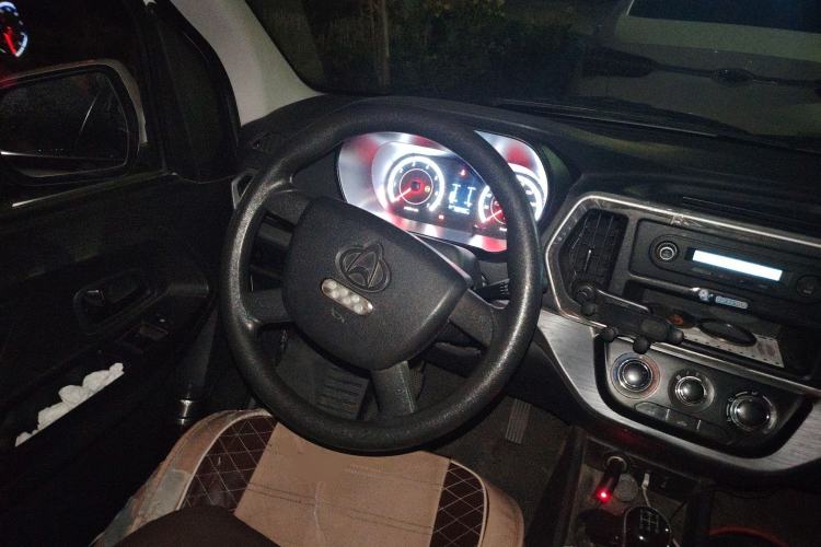 Used CHANGAN KAICHENG Ruixing M80 2021 1.6L Base Version 2-Seater Non-Air-Conditioned China VI Standard Flat Roof Liftback Doors DAM16KR Steering Wheel