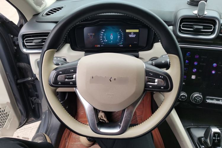 Used Lynk & Co 02 2018 1.5T DCT Two-Wheel Drive Zhaopu Version China V Standard
