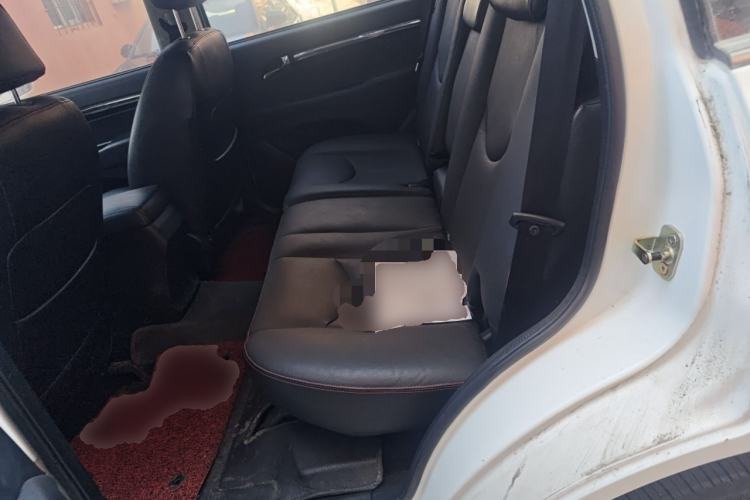 Used Land X8 2015 Explorer Edition 2.0T Gasoline 4x4 Ultra-Luxury Model
