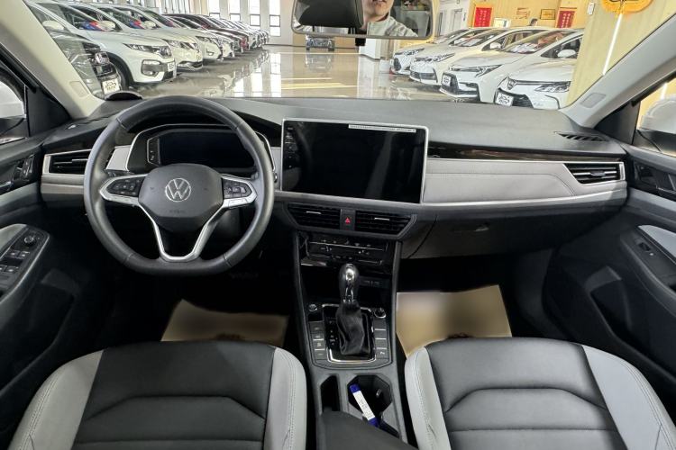 Used Volkswagen Bora 2023 300TSI DSG Prestige Edition Interior 1