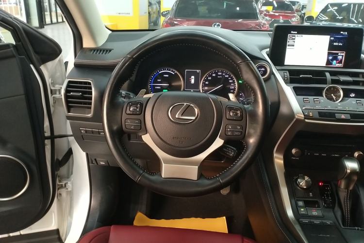 Used Lexus NX 2020 300h Front-Drive FENGSHANG Version China VI Standard
