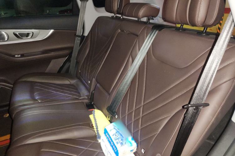 Used Chery Tiggo 8 PRO 2022 290T Two-Wheel Drive Haohan Edition 5 Seats Left Rear Seat