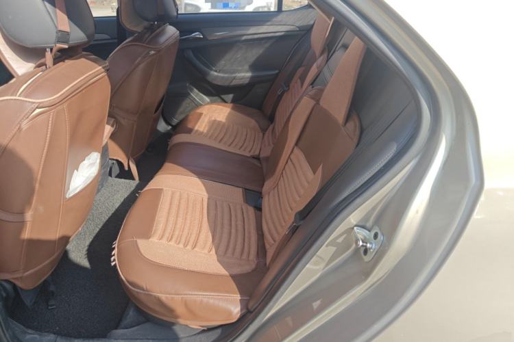 Used Roewe 360 2015 1.5L Automatic Luxury Edition
