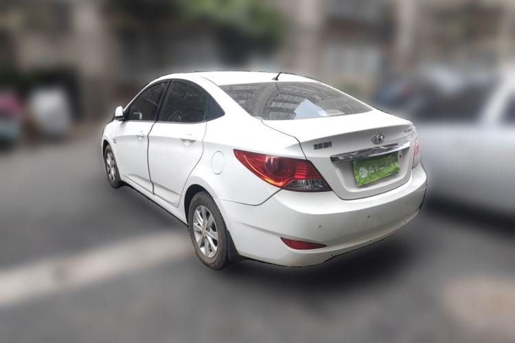 Used Hyundai Verna (older generation) 2010 Sedan 1.4L Automatic Comfort Model GS
