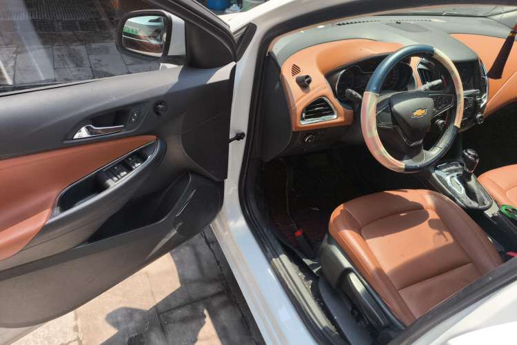 Used Chevrolet Cruze 2016 1.4T DCG Luxury Edition