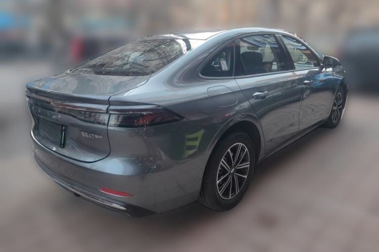 Used Geely Galaxy A7 2025 Model EM-i 70km Luxury Edition