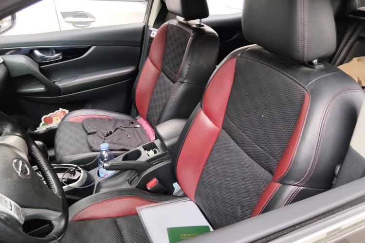 Used Nissan Qashqai 2017 2.0L CVT Smart Enjoyment Version China V Standard Left Rear Seat