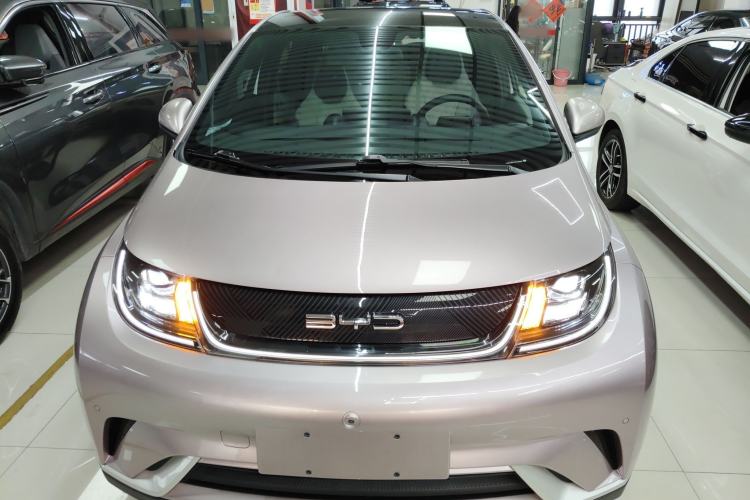 Used BYD Dolphin 2023 420 km Fashion Edition