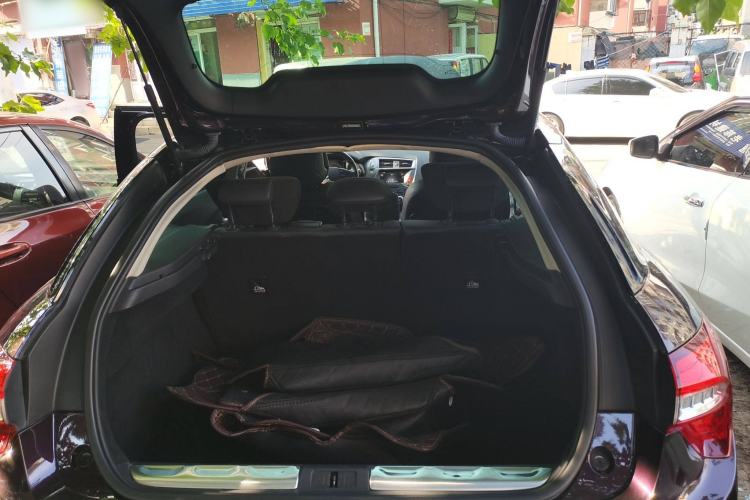 Used DS 5 2013 1.6T Luxury Edition THP200